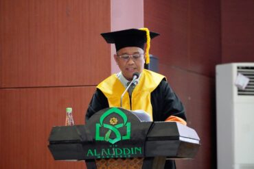 Dari Amplop Ceramah Ayahnya ke Mimbar Guru Besar, Prof. Wahyuddin Abdullah Dikukuhkan Sebagai Guru Besar Akuntansi Pertama di UIN Alauddin Makassar